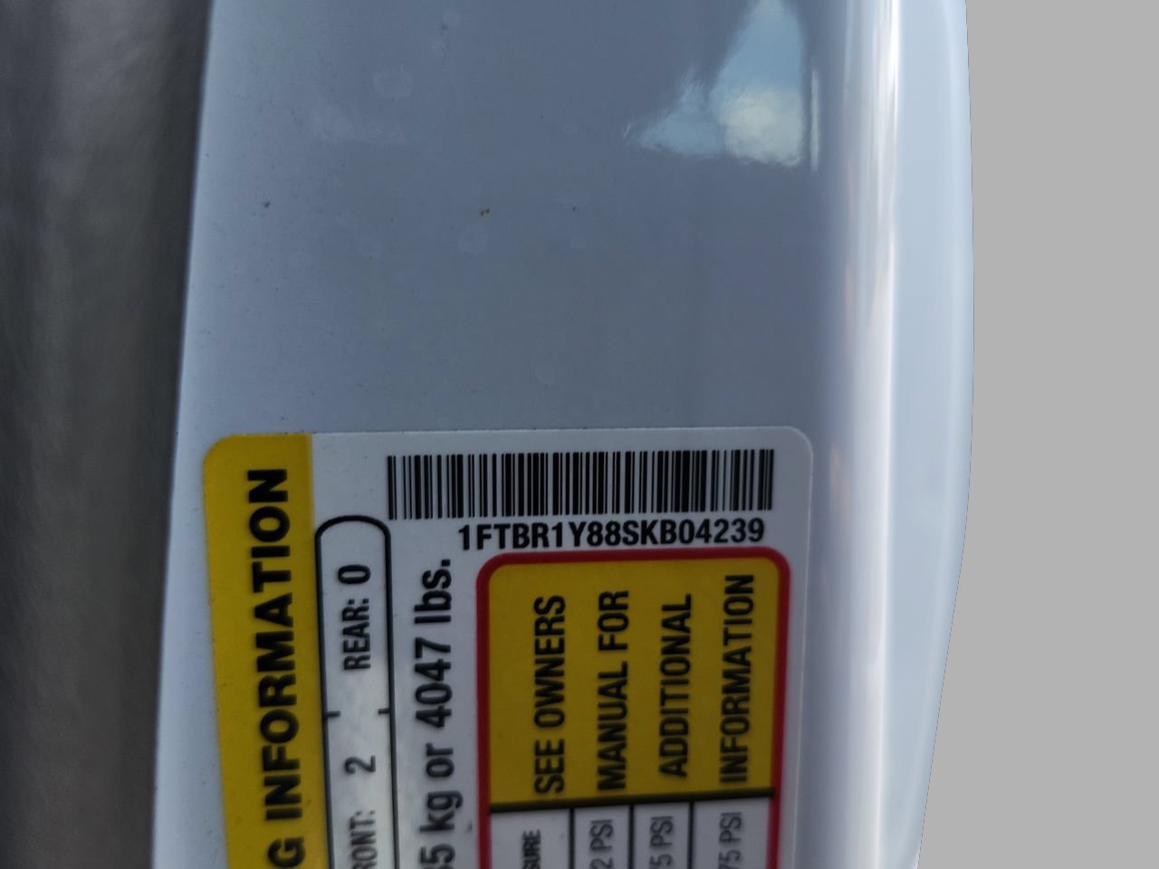 Used 2025 Oxford White Ford Base image 29