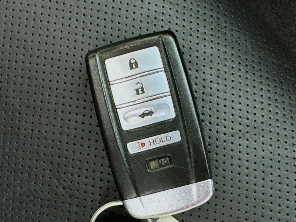 Used 2015 Pearl White Acura Base image 37