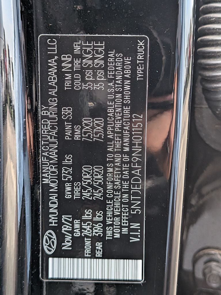 Used 2022 Black Hyundai Limited image 25