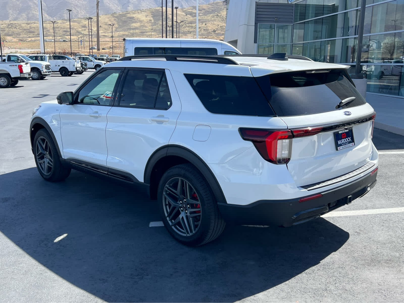 2025 Ford Explorer ST-LINE - Photo 11