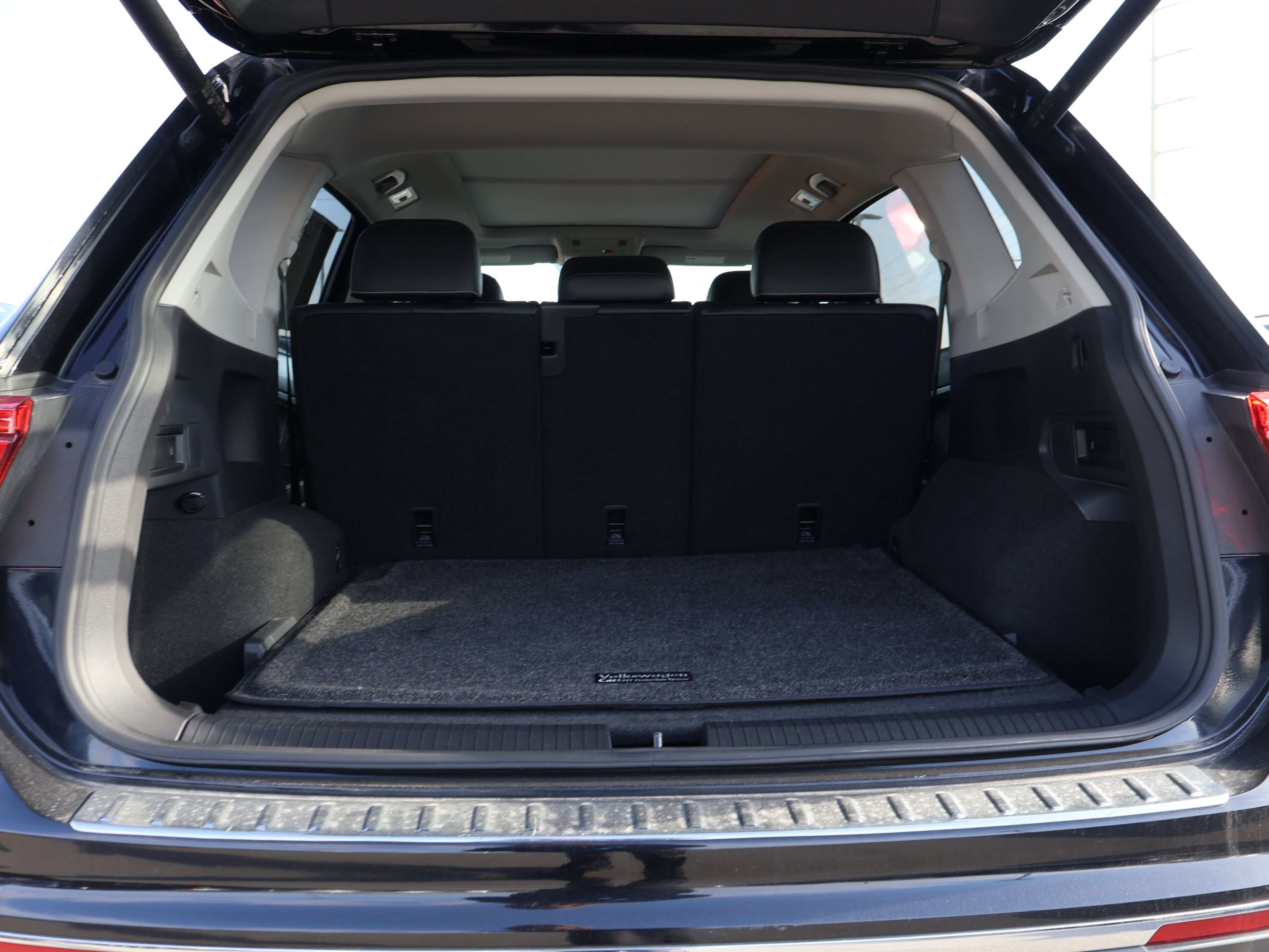 2022 Volkswagen Tiguan SE - Photo 19