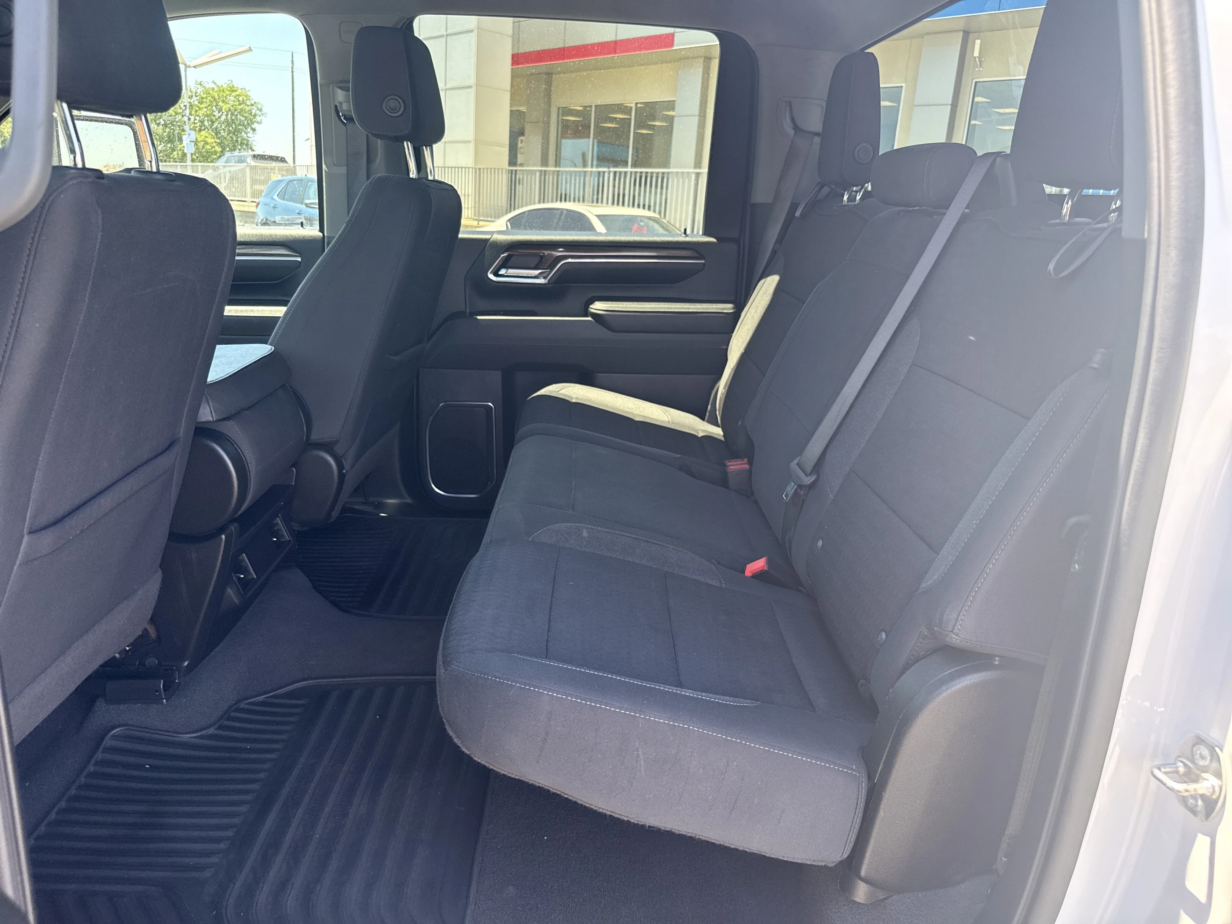 Used 2024 Summit White Chevrolet LT image 13