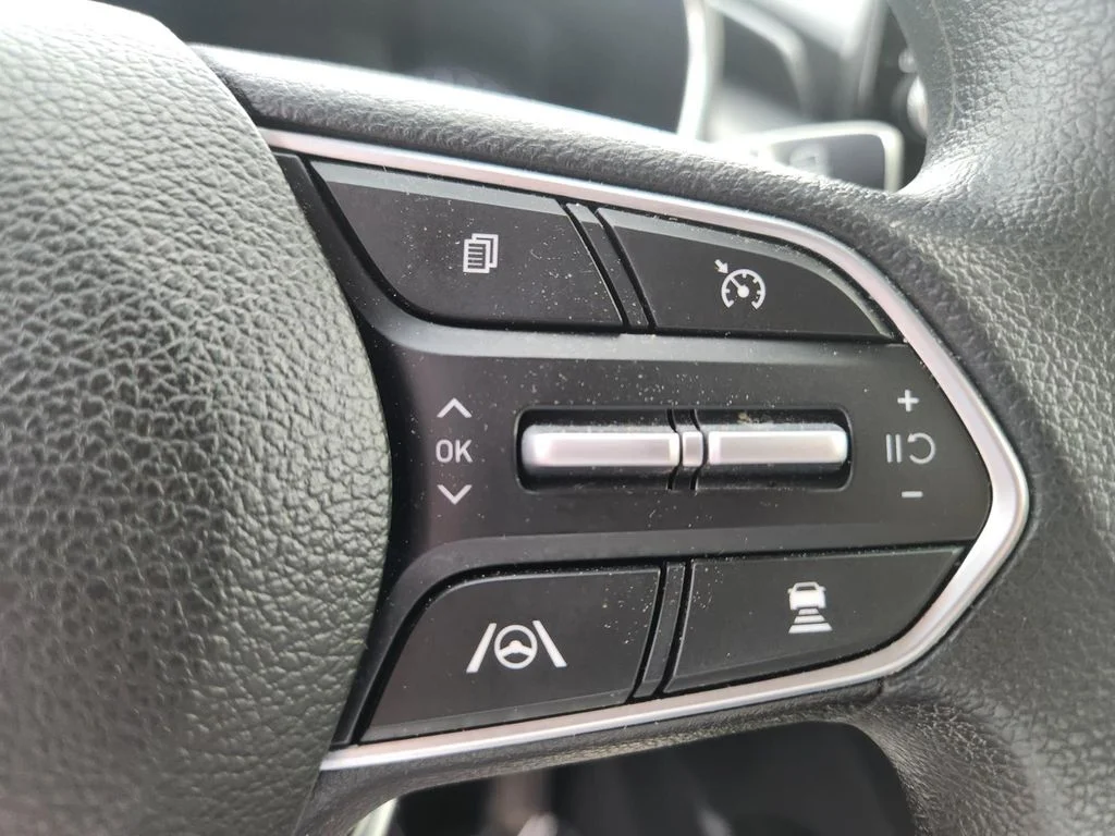Used 2022 Gray Hyundai SEL image 20
