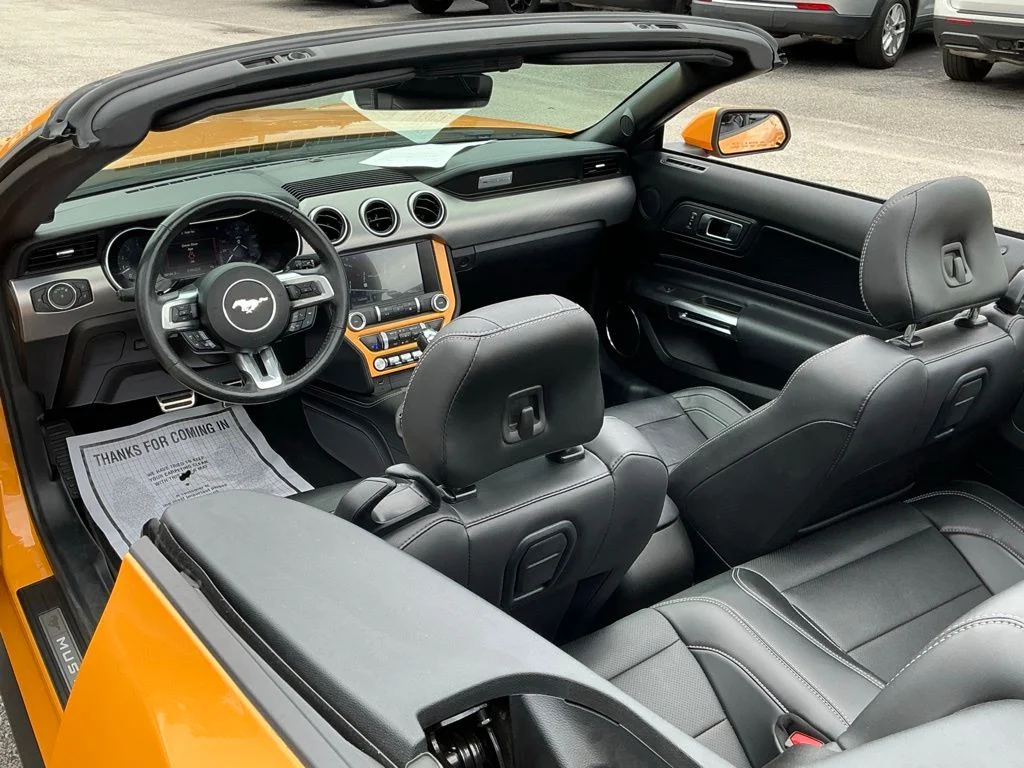 Used 2022  Ford GT Premium image 54