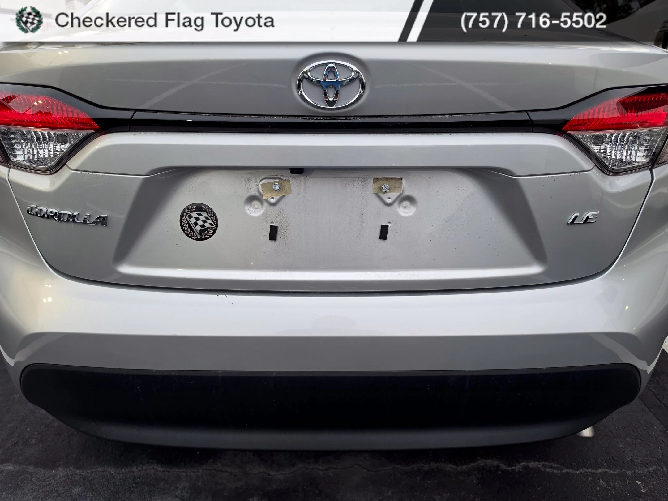 Used 2025 Classic Silver Metallic Toyota LE image 7