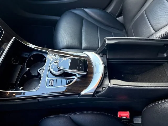 Used 2015  Mercedes-Benz C 300 image 20