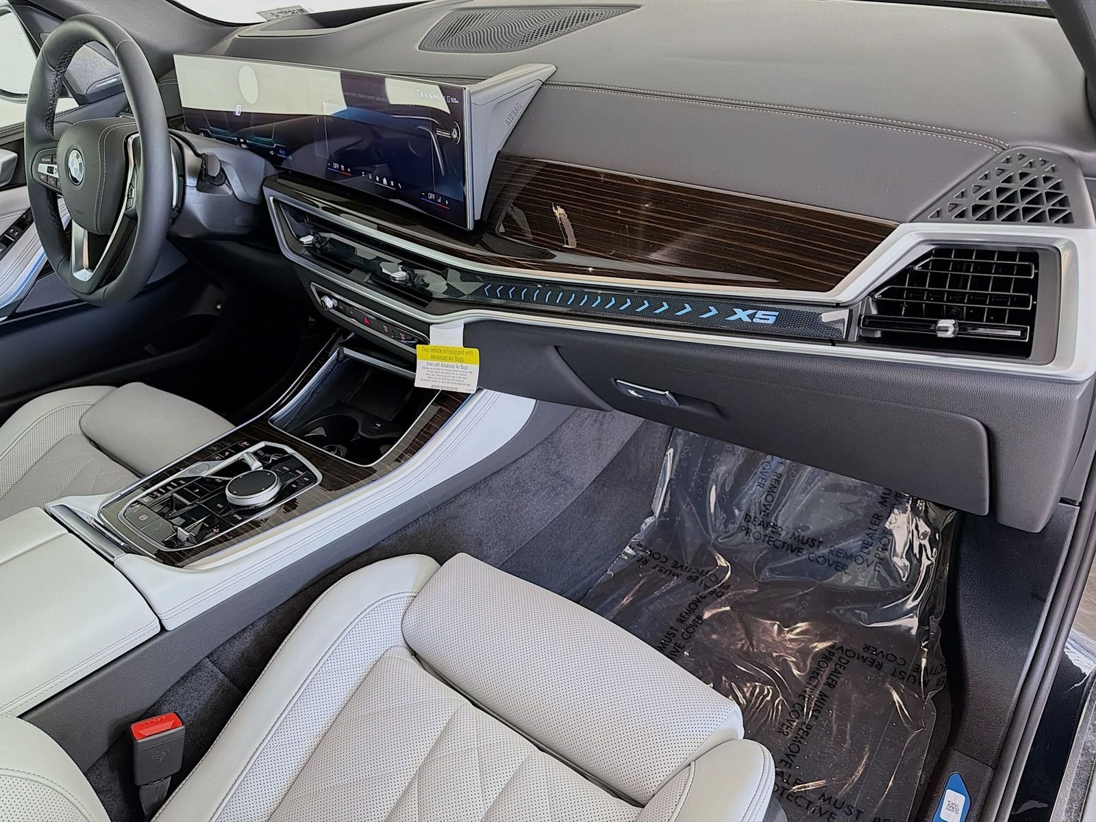 2026 BMW X5 50e - Photo 31