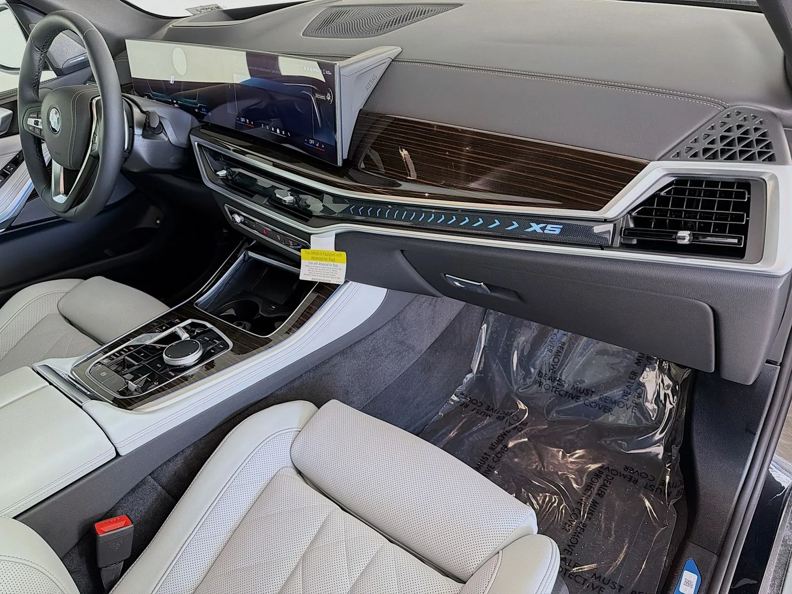 2026 BMW X5 50e - Photo 31