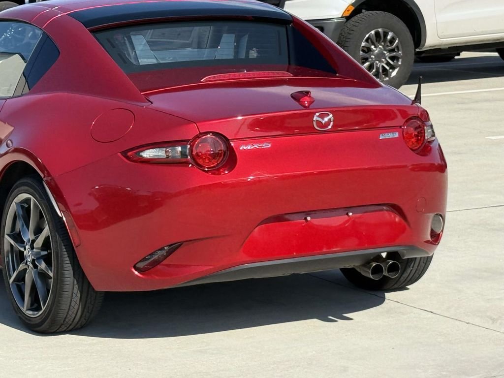 Used 2017 Red Mazda Grand Touring image 8