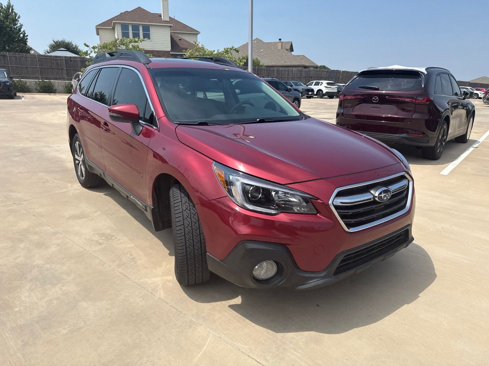 Used 2018 Crimson Red Pearl Subaru 2.5i image 3