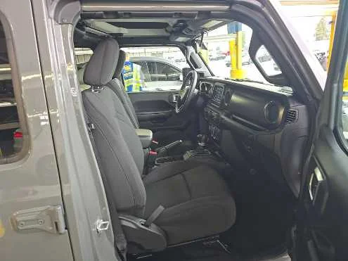 Used 2023 Sting-Gray Clearcoat Jeep Sport S image 8