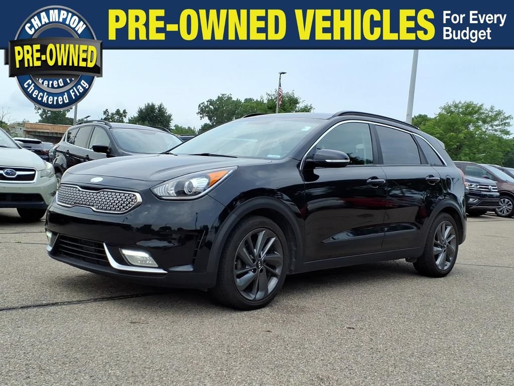 Used 2017 Black Kia EX image 1