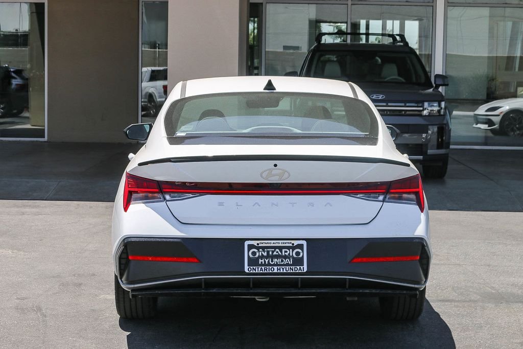 New 2026 White Hyundai SEL Sport image 6
