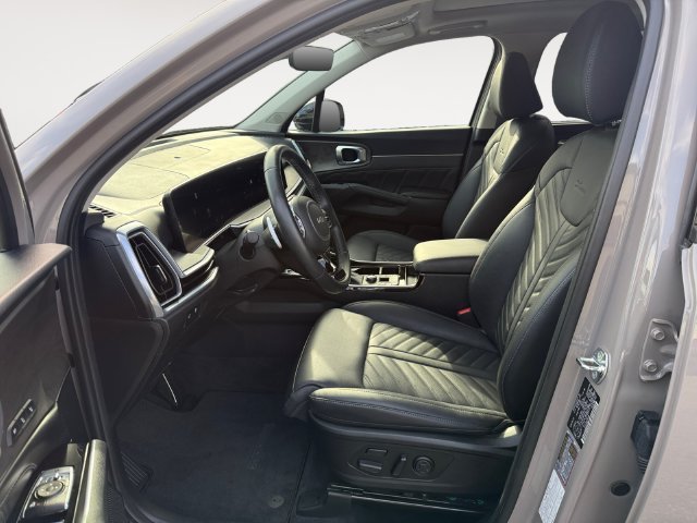Used 2025 Wolf Gray Kia X-Line SX Prestige image 11