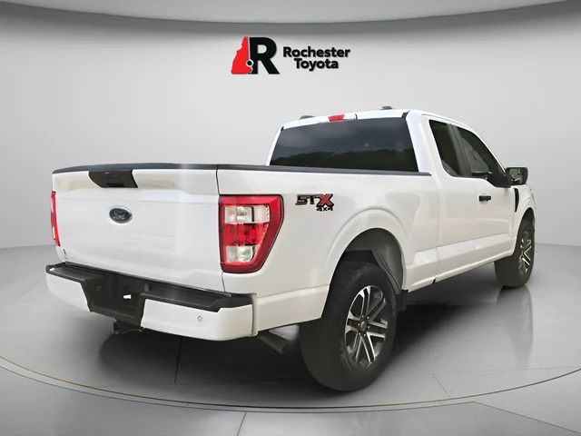 Used 2023 White Ford XL image 7