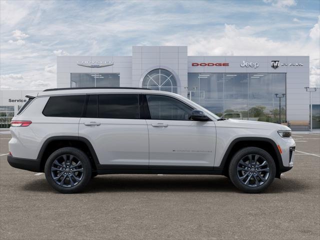 New 2026 Bright White Clear-Coat Exterior Paint Jeep 85th Anniversary Edition image 88