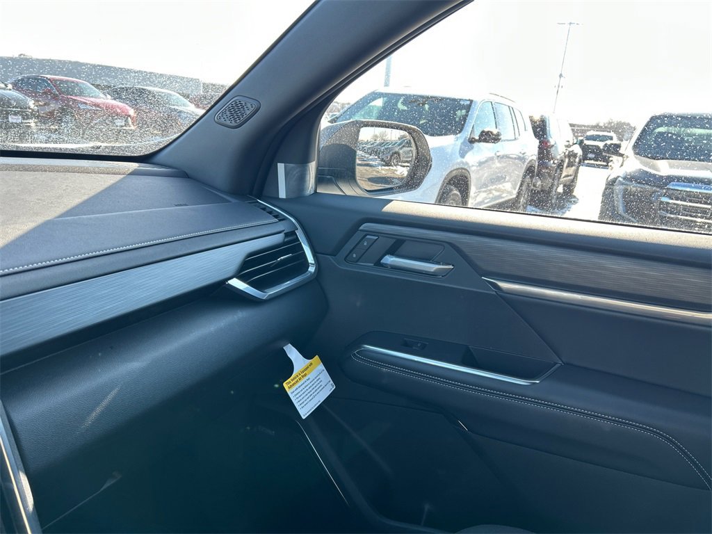 2026 GMC ACADIA - Image 27