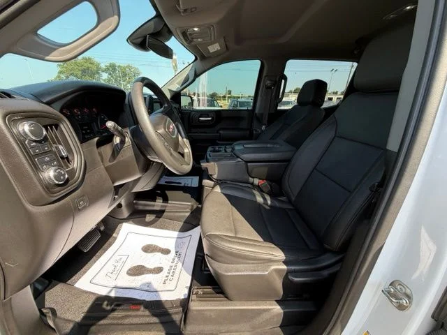 Used 2023 White GMC Pro image 17