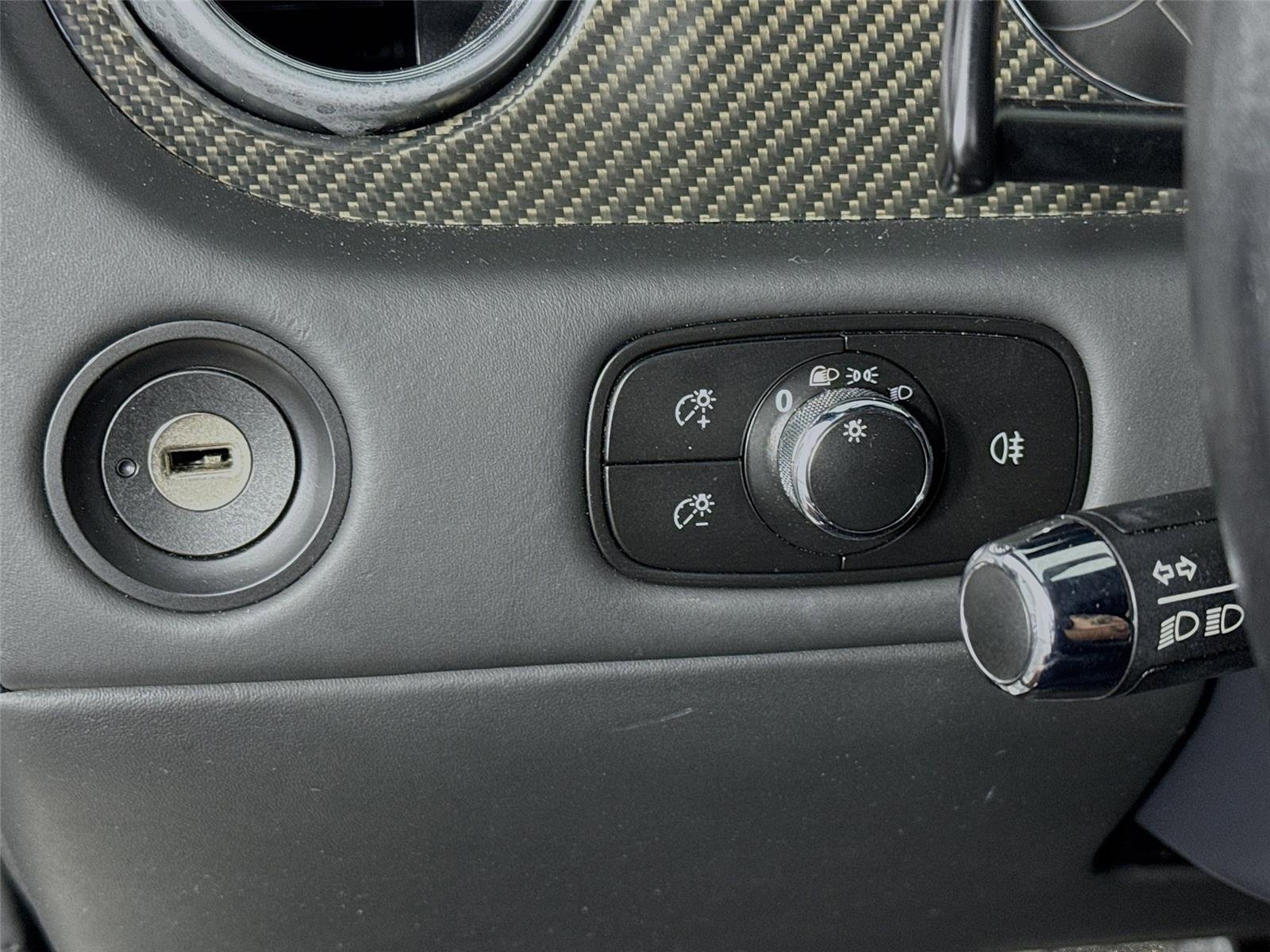 Used 2010 Beluga Bentley Base image 10