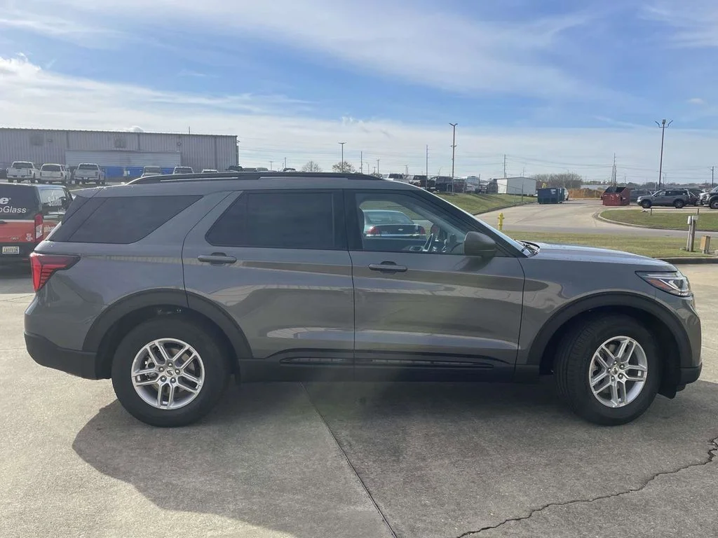 New 2026 Gray Ford Active image 2