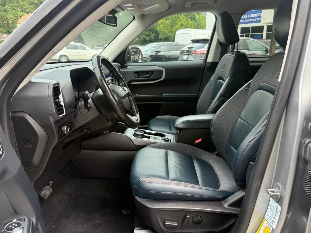 Used 2023 Silver Ford Outer Banks image 23