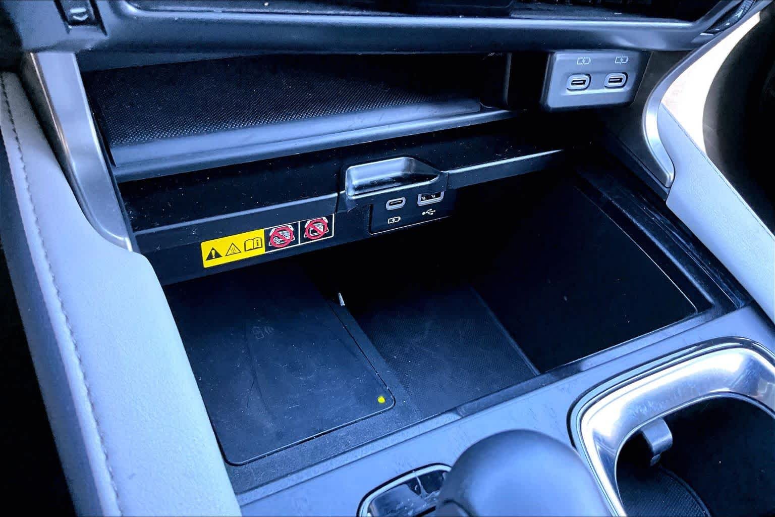 Used 2023 Iridium Lexus Premium image 32