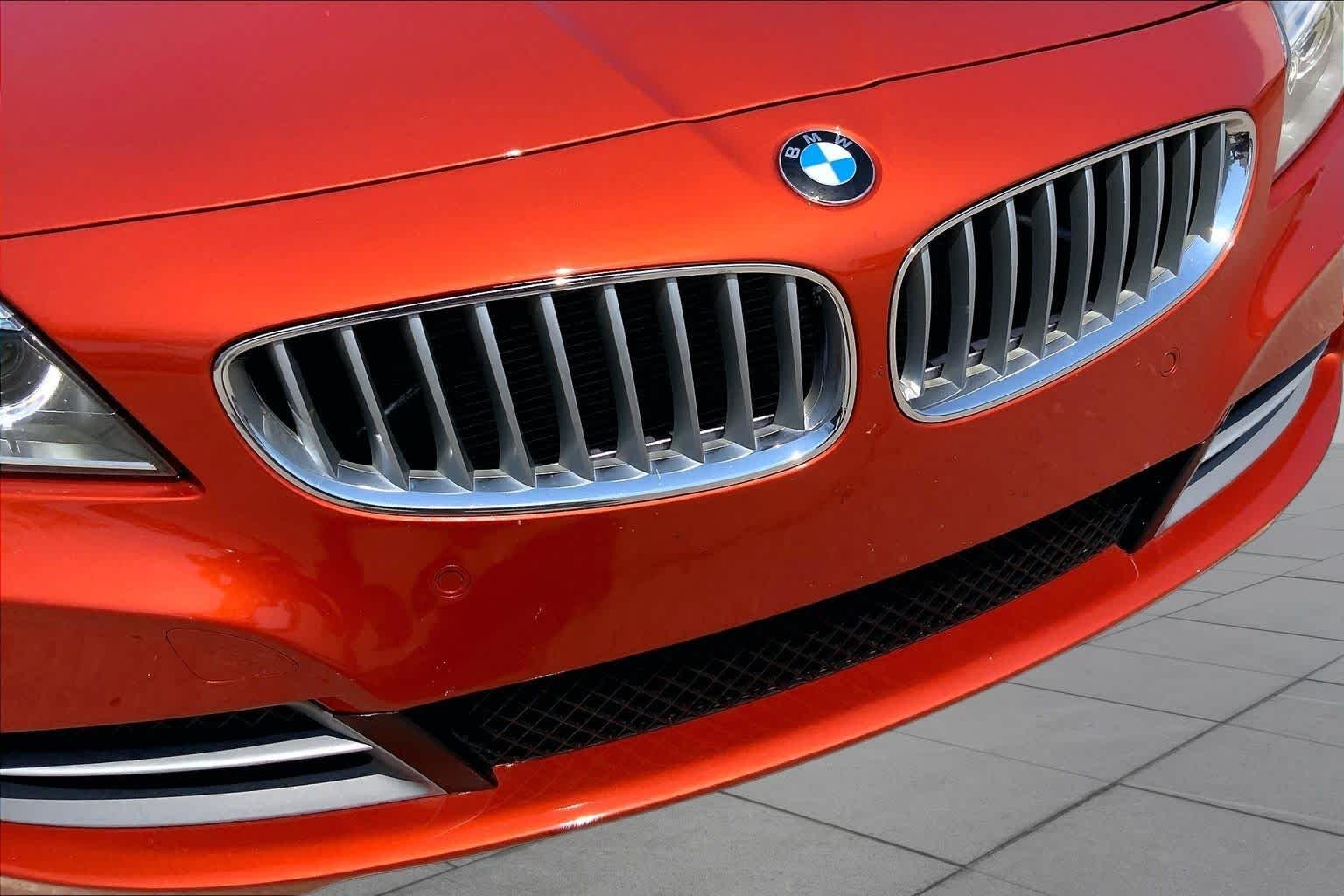 Used 2014 Valencia Orange Metallic BMW sDrive35i image 28