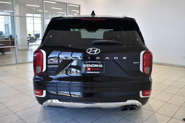Used 2020 Black Hyundai Limited image 8