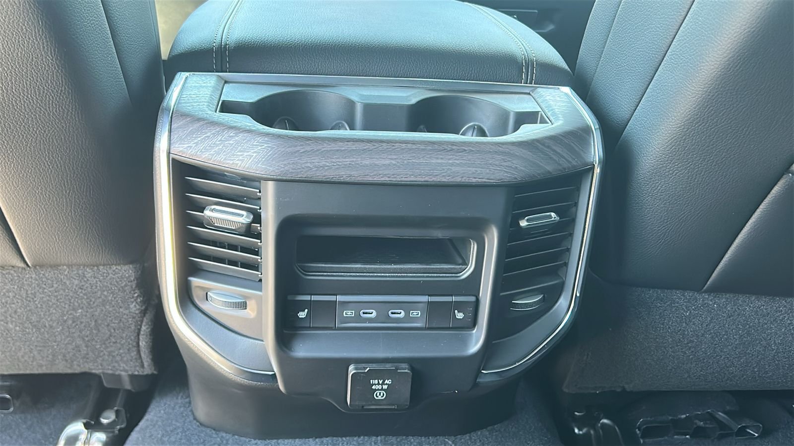 New 2026 Bright White Clear-Coat Exterior Paint RAM Laramie image 16