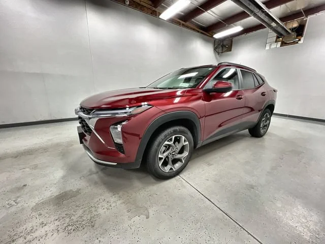 Certified Used 2025 Crimson Metallic Chevrolet LT image 4