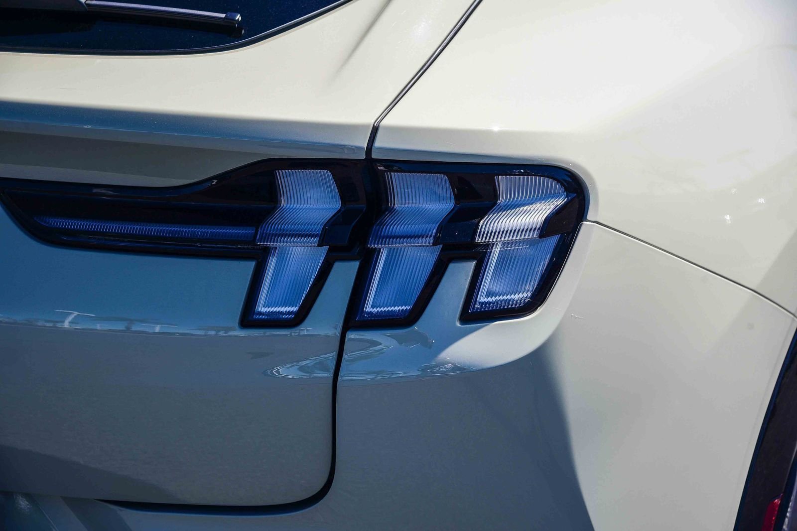 New 2026 Desert Sand Ford Premium image 7