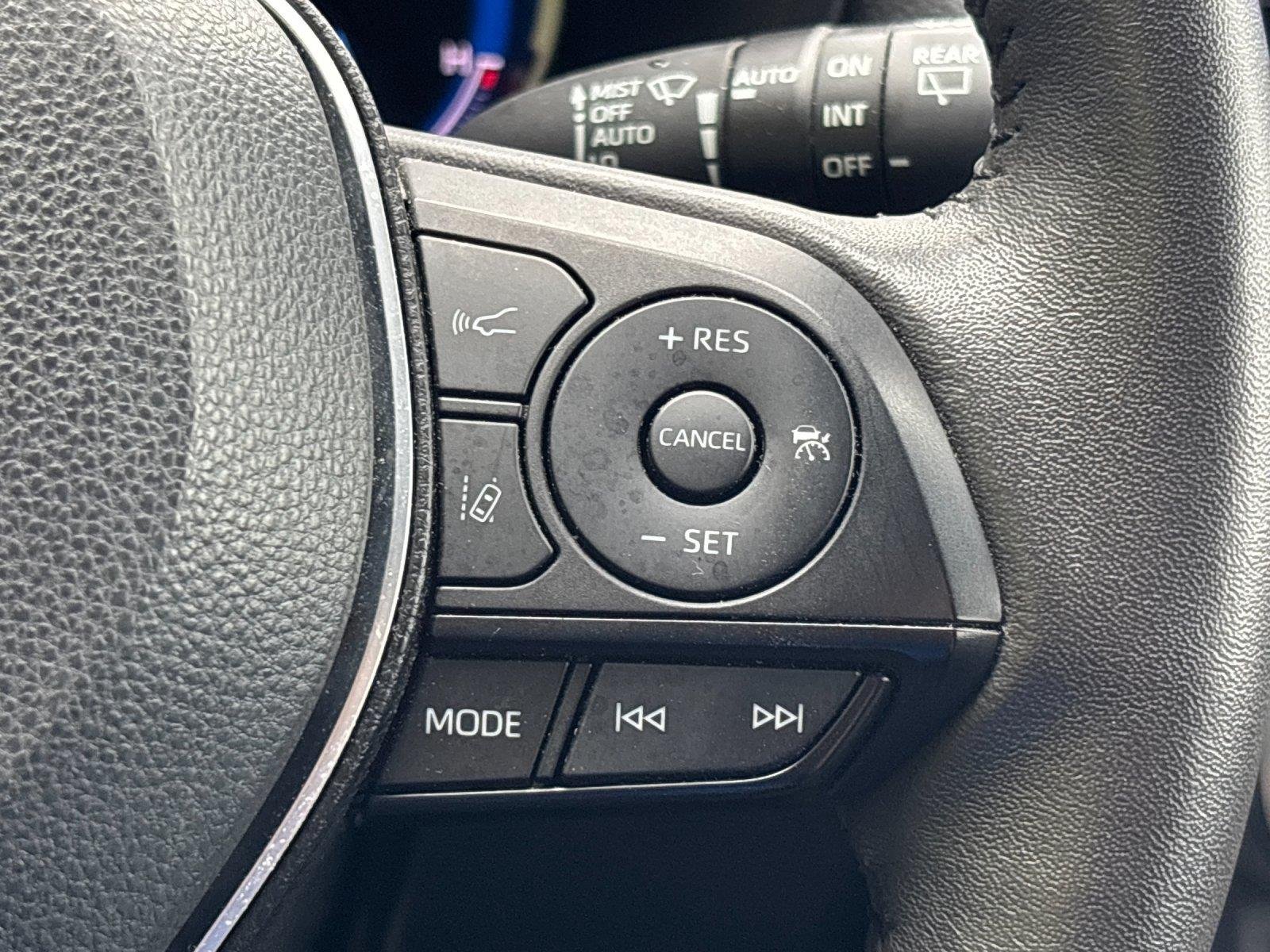 Used 2023 Wind Chill Pearl Toyota XLE Premium image 19