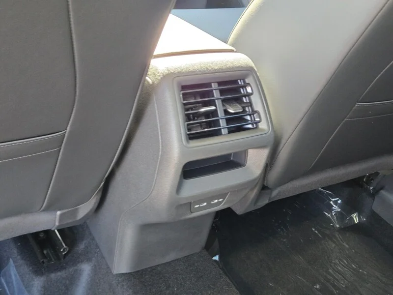 New 2026 Silver Volkswagen 2.0T SE image 8