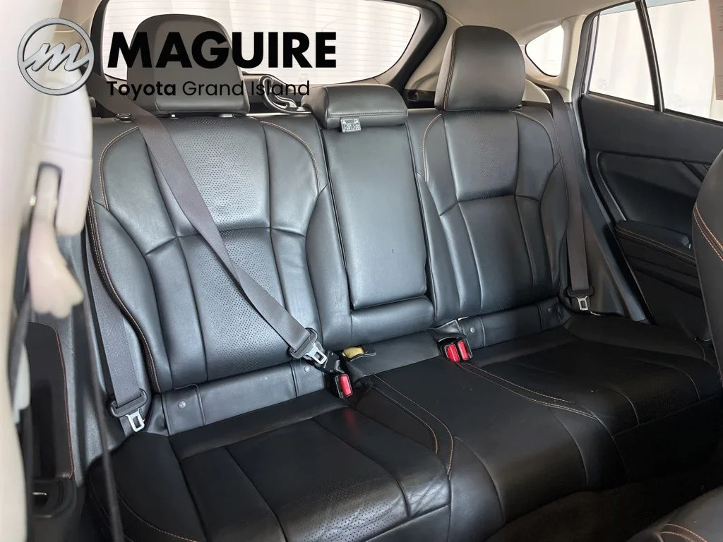 Used 2019 Silver Subaru 2.0i Limited image 34
