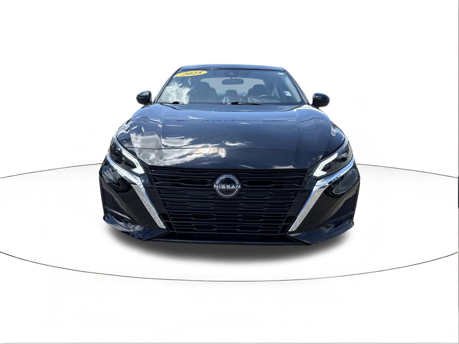 2025 Nissan Altima SV - Photo 8