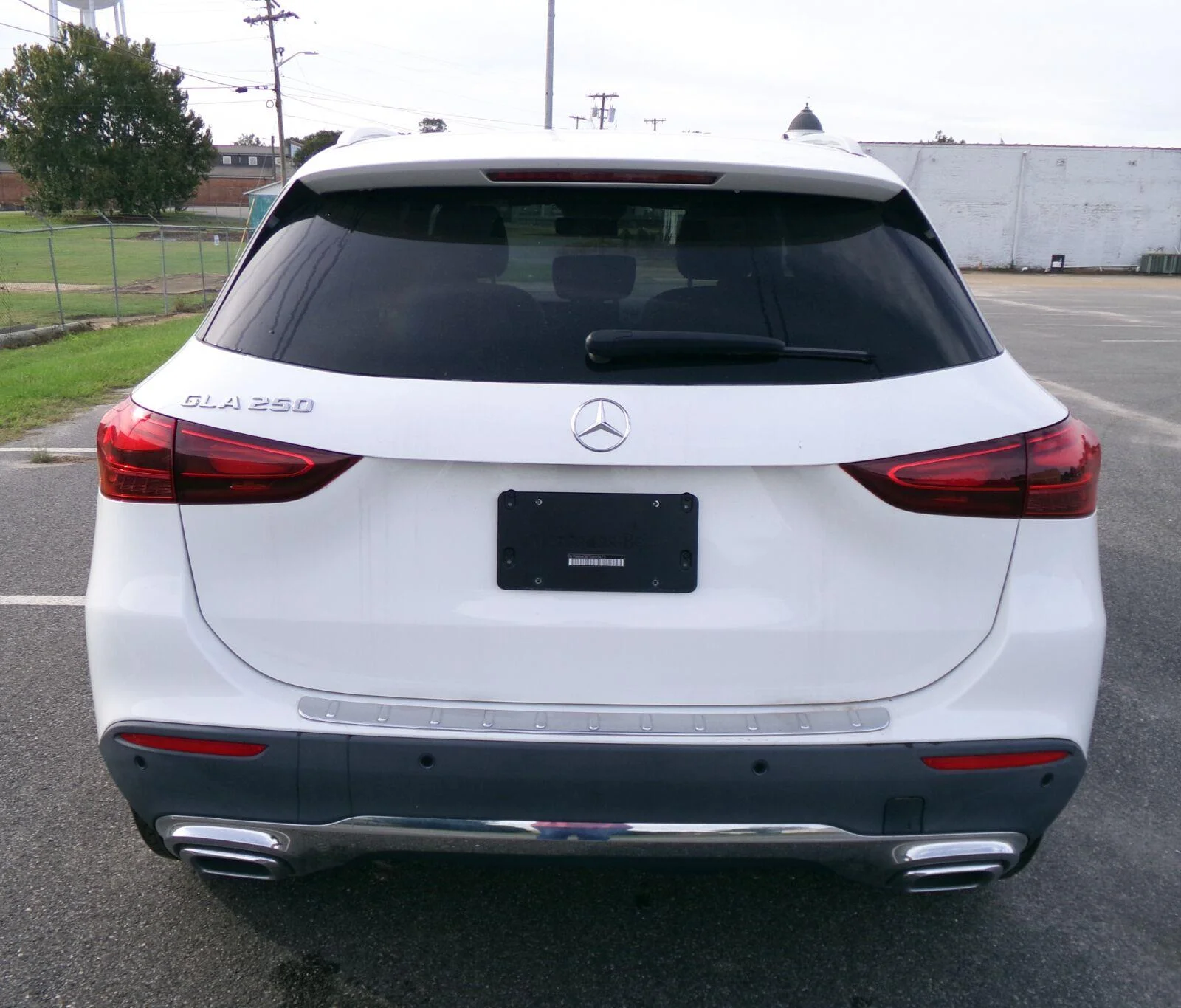 Used 2025 Polar White Mercedes-Benz GLA 250 image 3