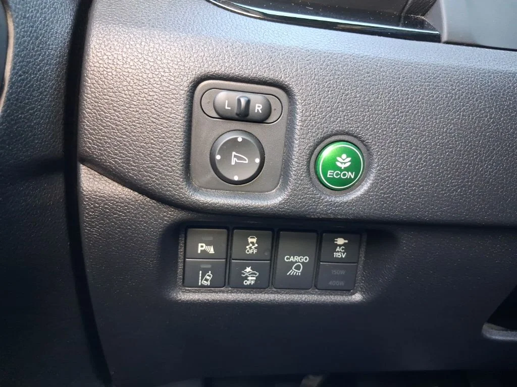 Used 2019  Honda Black Edition image 33