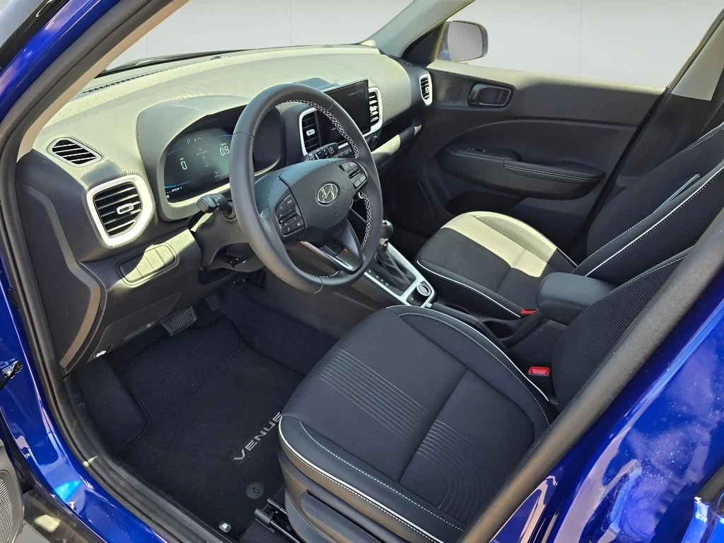 Used 2025 Intense Blue Hyundai Limited image 21