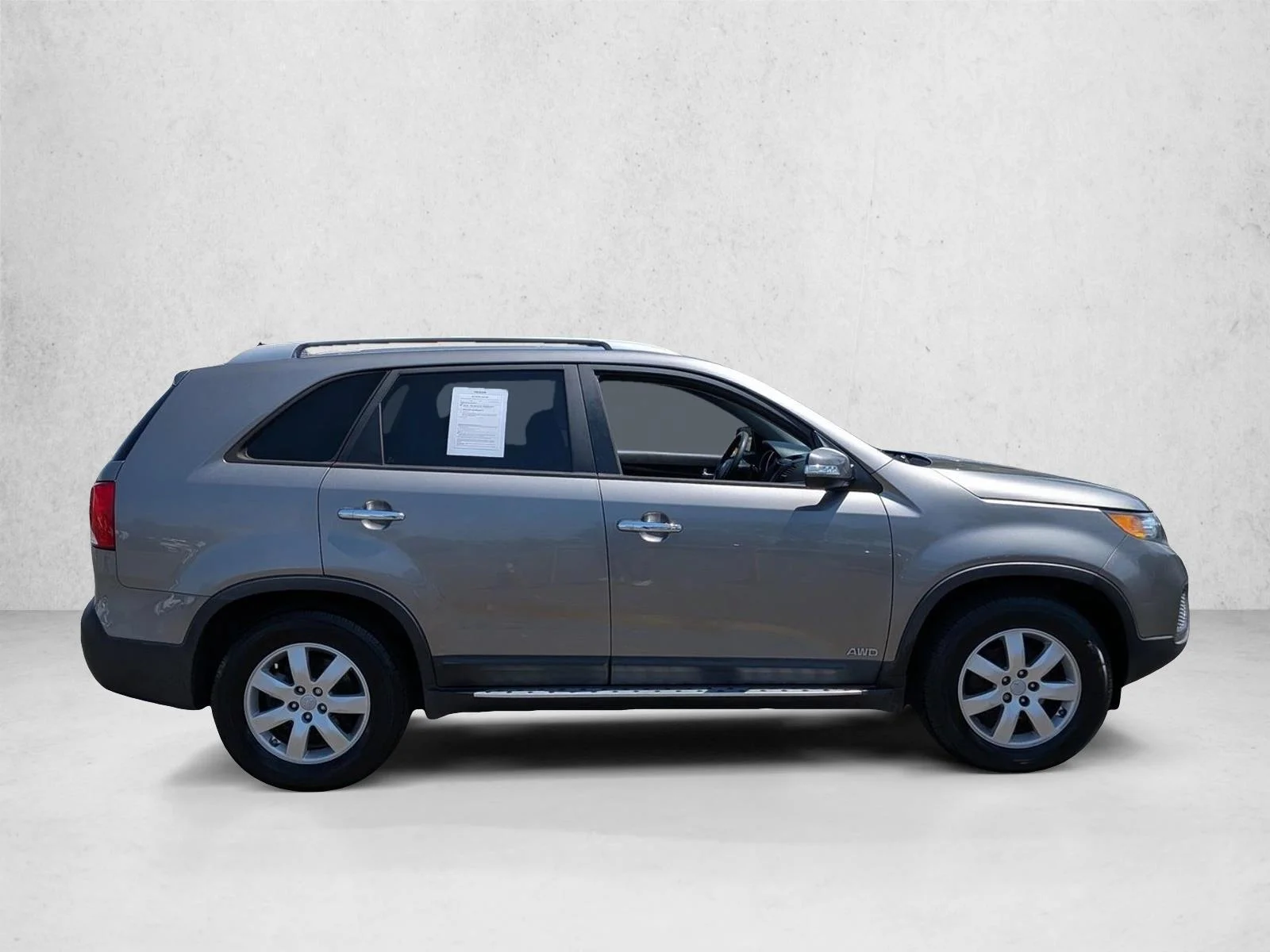 Used 2013 Titanium Silver Kia LX image 4