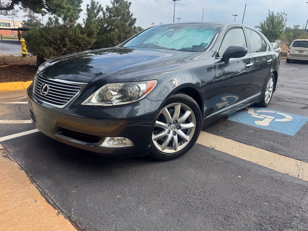 Used 2009 Gray Lexus 460 image 4