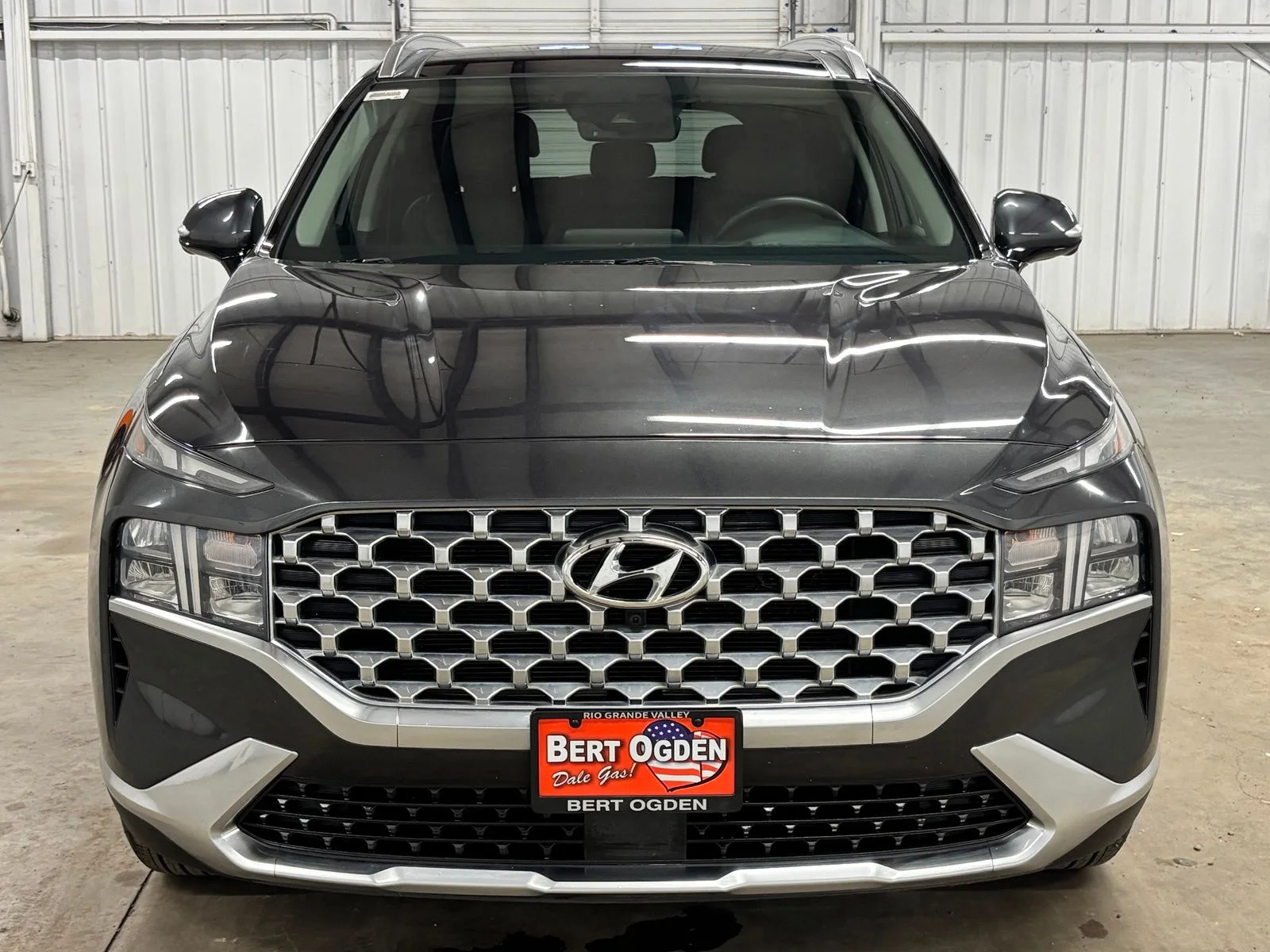 Used 2023 Gray Hyundai SEL image 2