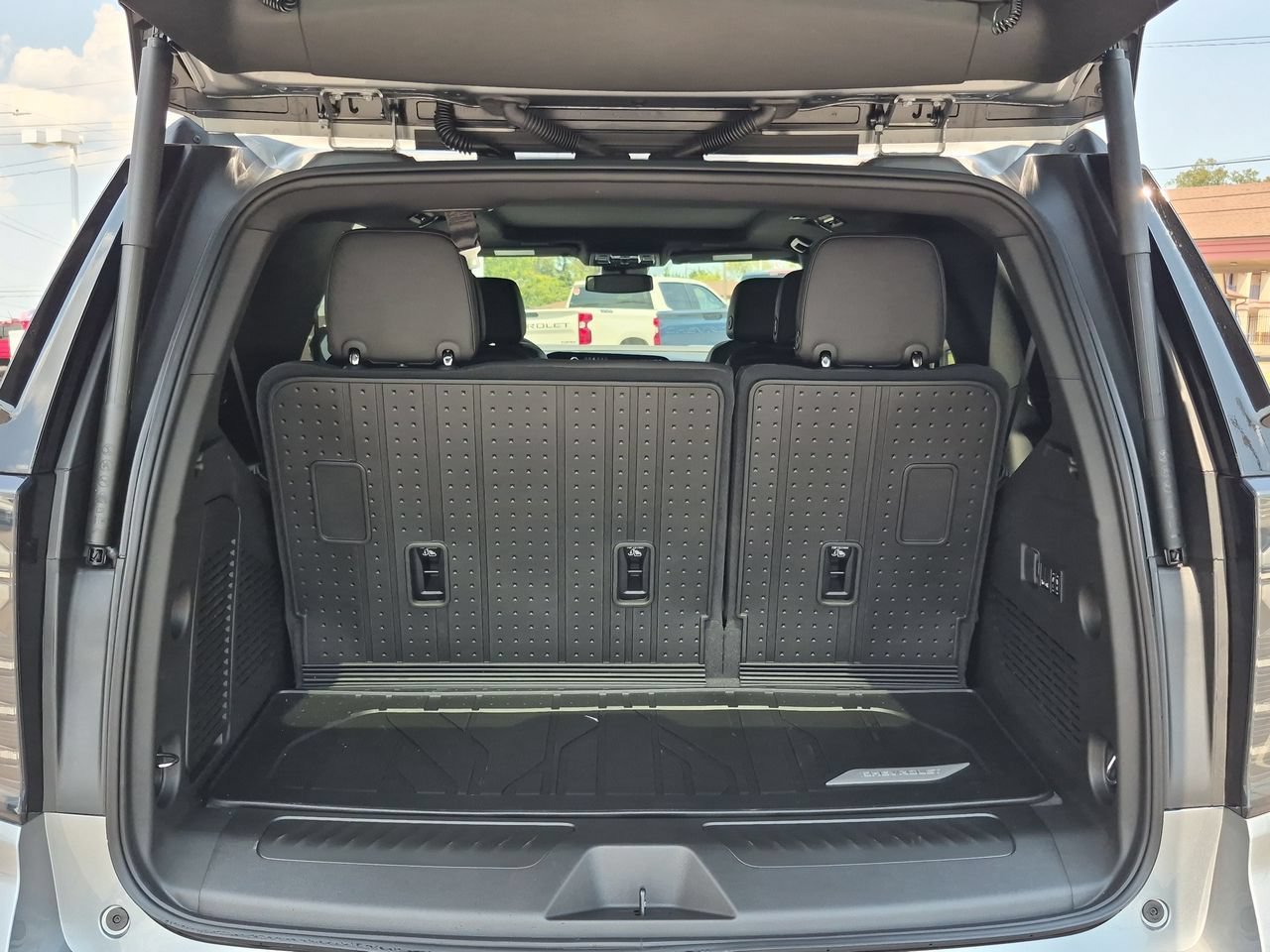 2026 Chevrolet Tahoe LT - Photo 27