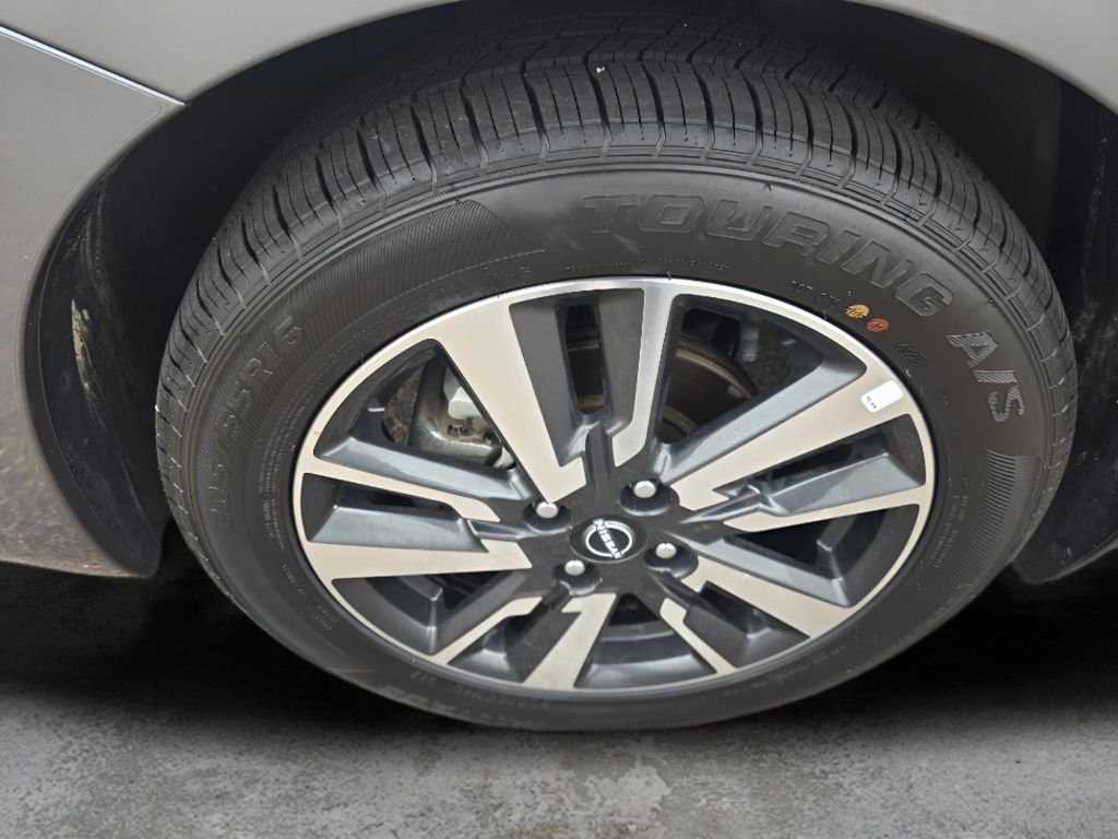 Used 2025 Gun Metallic Nissan SV image 29