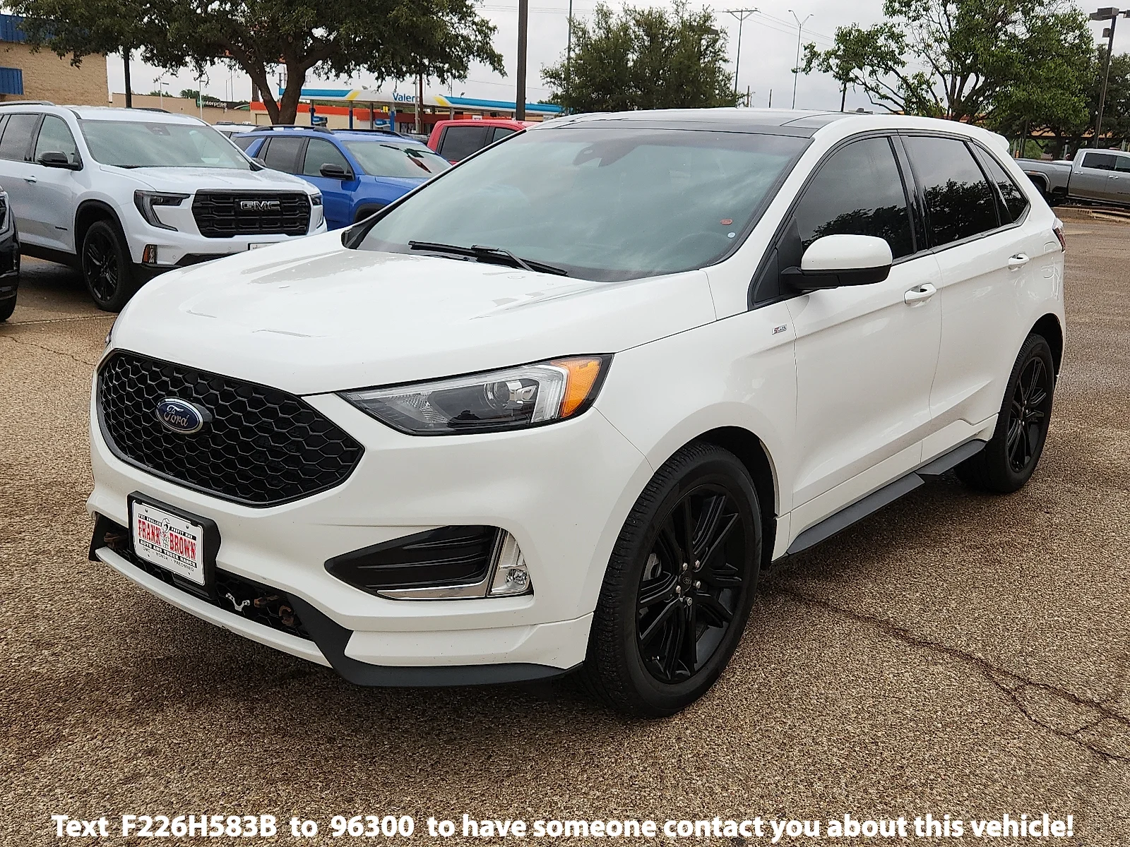2022 Ford Edge ST-Line AWD's photo