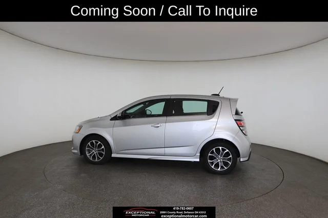Used 2017 Silver Chevrolet LT image 8