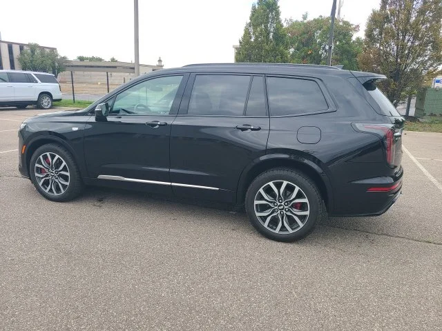 Used 2024 Black Cadillac Sport image 5