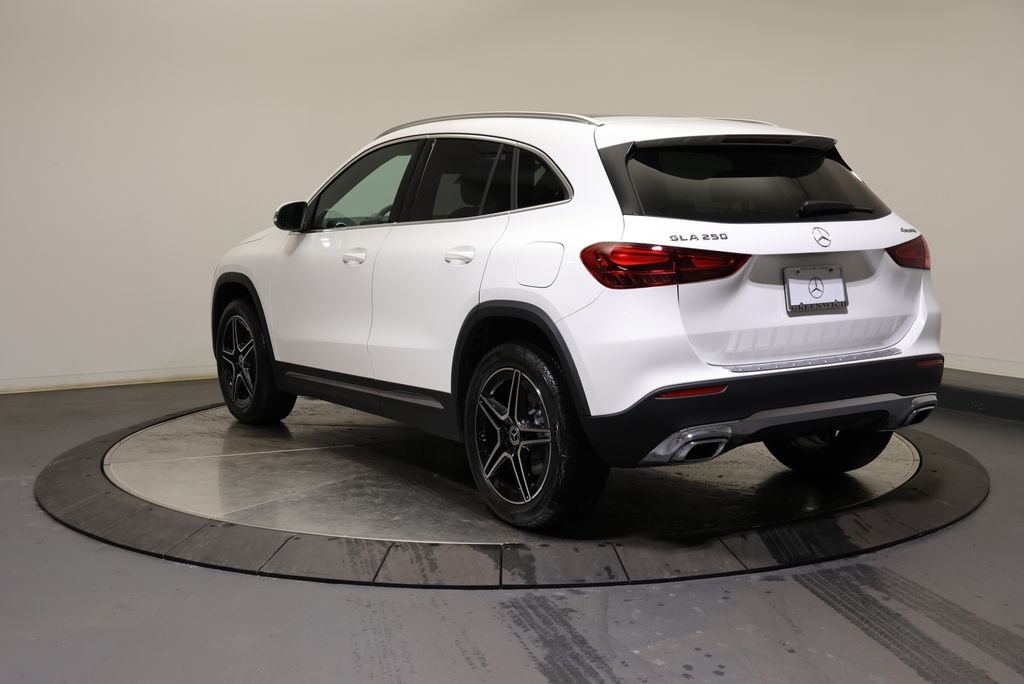 Certified Used 2026 Polar White Mercedes-Benz GLA 250 image 5