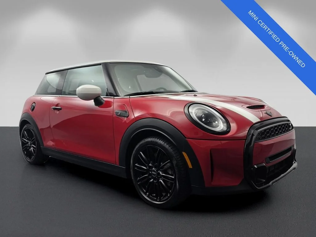 2024 MINI Hardtop Cooper S's photo