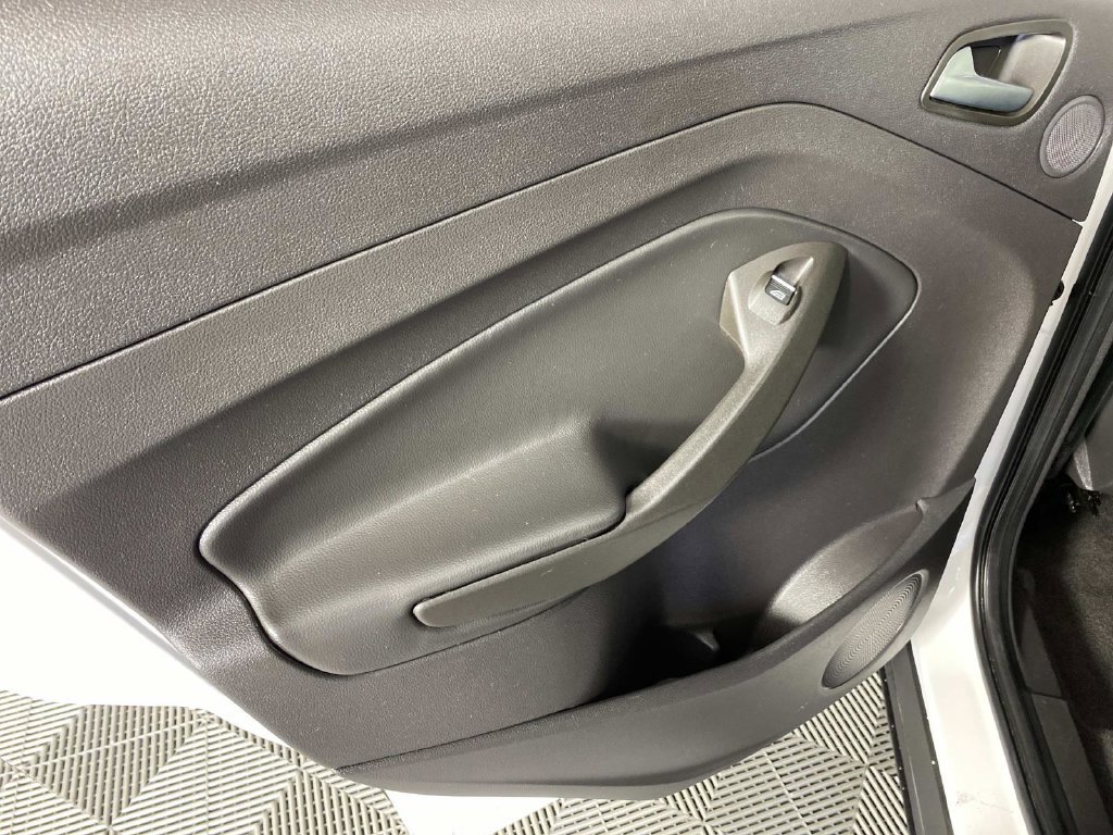 Used 2018 White Ford Titanium image 28