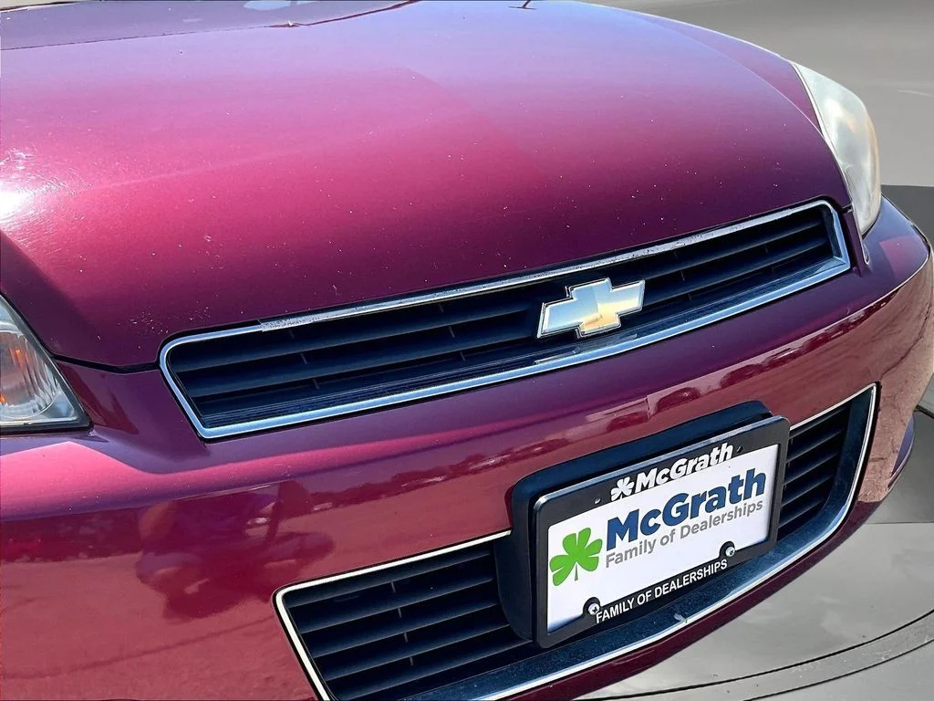 Used 2006 Red Chevrolet LT image 30